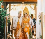 Usung Adat Bali