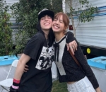 Pelukan Hangat dengan Billie Eilish