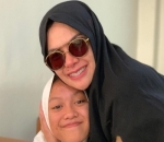 Sama-sama Cantik Saat Berhijab