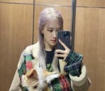 Hank Anjing Classy-nya Rose BLACKPINK