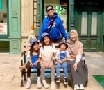 Desta dan Natasha Rizky Akur Liburan Bareng
