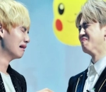 Kompakan Pose Lucu