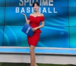 Tampil Berani dengan Merah