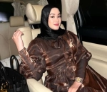 Dinda Hauw