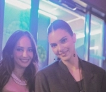 Besama Kendall Jenner