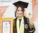 Prilly Latuconsina