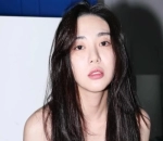 Kwon Mina Eks AOA
