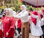 Berbaur Saat Ikut Lomba HUT RI