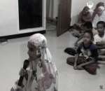 Pimpin Takbir