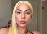 Tangis Lady Gaga Pecah, Minta Maaf ke Fans Usai Batalkan Konser Imbas Cuaca Buruk