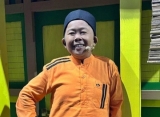 Ibunda Adul Meninggal Dunia Saat Ditinggal Beli Bubur, Sang Pelawak Lemas Hingga Dibopong