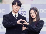 Lee Se Young Favoritkan Adegan Bae In Hyuk Meninggal di 'The Story of Park's Marriage Contract'