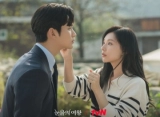 Kejanggalan Adegan Pernikahan Kim Soo Hyun & Kim Ji Won di 'Queen Of Tears' Curi Fokus