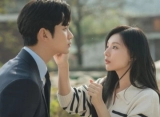 Kim Soo Hyun Lakukan Aksi Romantis untuk Kim Ji Won di Lokasi Syuting 'Queen of Tears'