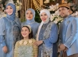 Adab Aaliyah Massaid pada Ibu Tiri hingga Hijab Geni Faruk Jadi Sorotan di Acara 7 Bulan Kehamilan