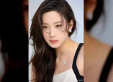 Moon Ga Young Tunjukkan Tubuh Fit Lewat Selfie Gym Pagi