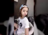 Hyeri Tanggapi Komentar Online Tentang Penampilannya Setelah Fansign