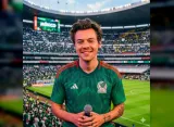 Harry Styles Tersedak Air dan Ambruk di Konser Wembley Stadium