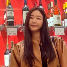 Cara Kim Sa Rang Sedot Minuman Bikin 'SNL Korea' Banjir Kecaman