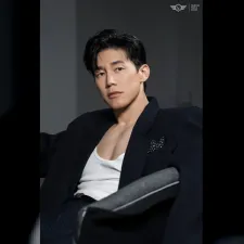 Kisah Cinta Unik Kim Moo Yeol dan Yoon Seung Ah Terungkap di Media Sosial