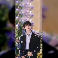 The8 SEVENTEEN Beri Hadiah Spesial untuk Orang Tua, Bikin Vernon Terharu