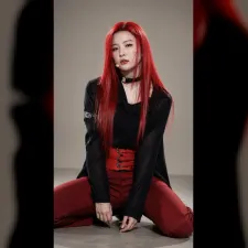 Knetz Bahas Light Stick Baru Red Velvet yang Cantik