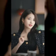 IU dan Lee Jong Suk Resmi Putus Setelah Empat Tahun Berpacaran