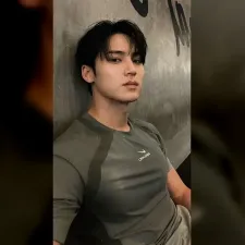 Penggemar SEVENTEEN Alami Insiden Tak Terduga Saat Menunggu Mingyu