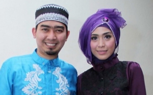 Ustaz Solmed Diisukan Poligami, April Jasmine Sempat Alami Kontraksi Hebat