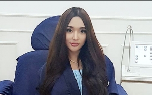 Diisukan Hamil, Lucinta Luna Malah Perawatan Bakar Lemak di Perut