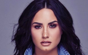 Kunjungi Bali, Kaki Demi Lovato Cedera