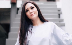 Maia Estianty Unggah Foto Keluarga, Pose Dul Jaelani Bikin Salfok