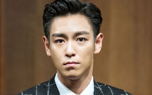 Sapa Fans, T.O.P Adu Ganteng Bareng Lee Byung Hun di Foto Ini