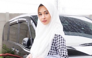 Poppy Bunga Ingin Melahirkan Normal Gara-Gara Cerita Teman