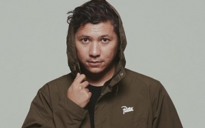 Ulang Tahun, Gading Marten Dapat Hadiah Manis dari Tika Pangabean-Udjo 'Project Pop'