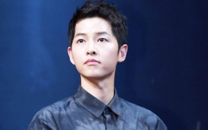 Beri Kode Terima 'Aseudal', Song Joong Ki Malah Disindir Tak Lagi Hot  