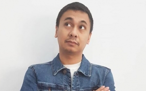 Pamer Tempat Bulan Madu di Bangkok, Pose Raditya Dika Bikin Ngakak