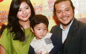 Ramon Y. Tungka Alihkan Emosi ke Traveling Usai Dicerai Istri