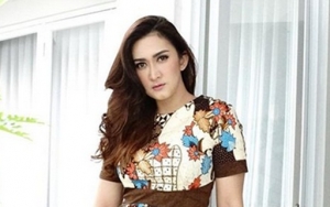 Nafa Urbach Hancur Dengar Teror Bom Surabaya, Minta Semua Rakyat Indonesia Bersatu
