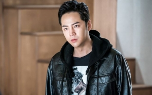 Intip Aksi Jang Geun-suk Hajar Jung Woong In di 'Switch'