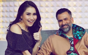 Ayu Ting Ting Dipuji sebagai Ibu yang Baik oleh Jeremy Thomas, Fans Setuju