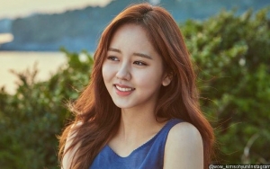 Baru Dirilis, Intip Sederet Foto Cantik Kim So Hyun Syuting 'While You Were Sleeping'