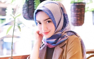 Mantap Berhijab, Melody Prima Tegaskan Tidak Pengaruhi Pergaulan dan Karier