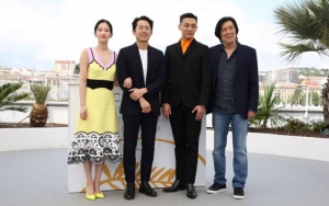 'Burning' Yoo Ah In Akhirnya Tampil di Festival Film Cannes, Netter Bangga