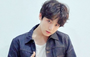 Jungkook Pamer Abs Saat Perfom 'Fake Love', Netter Kritik Kamera BBMAs 2018