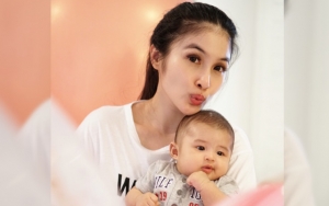  Sandra Dewi 'Kerjai' Sang Buah Hati, Bibir dan Bulu Mata Raphael Curi Perhatian
