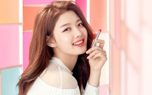 Sempat Vakum Karena Masalah Kesehatan, Kim Yoo Jung Sapa Fans Lewat Foto Ini