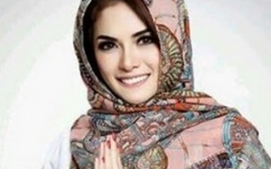 Nikita Mirzani Gelar Syukuran Untuk Pembangunan Rumah Mewahnya