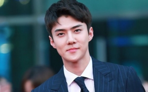 Berangkat ke Paris untuk Hadiri Fashion Week, Gantengnya Sehun Bikin Terpukau