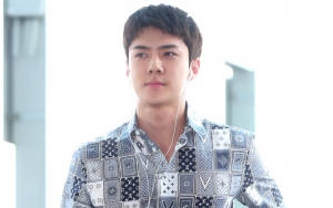 Hadiri Acara Fashion di Paris, Sehun Tampil Keren dan Foto Bareng dengan Sosok Penting Ini